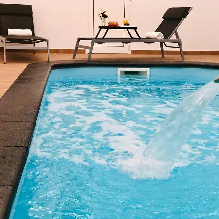 Canaryislandshost L * Nazaret